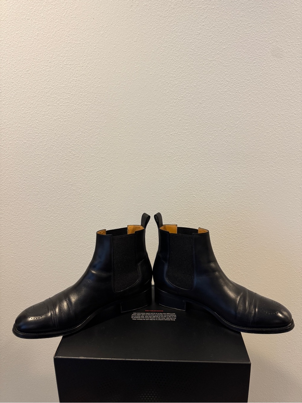GUCCI Black Leather Chelsea - Picture 8 of 16